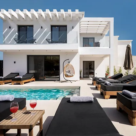 Dreamscape - Elegant With Private Pool By Mana Gers