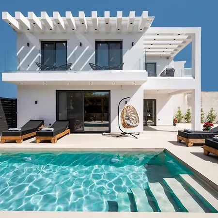 Dreamscape - Elegant With Private Pool By Mana Gers Βίλα Πλάνος