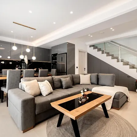 Dreamscape - Elegant With Private Pool By Mana Gers * Πλάνος