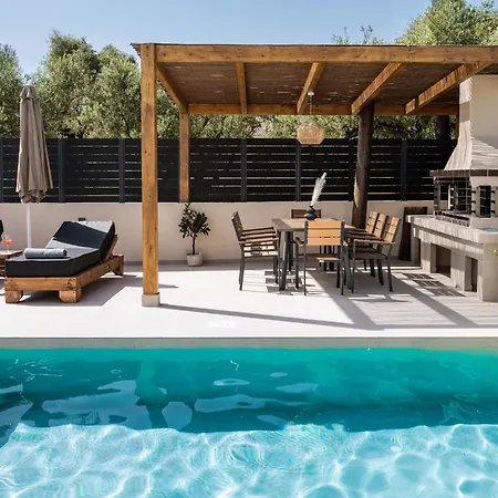 Βίλα Dreamscape - Elegant With Private Pool By Mana Gers